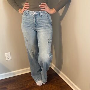 American Eagle Light Blue Jeans